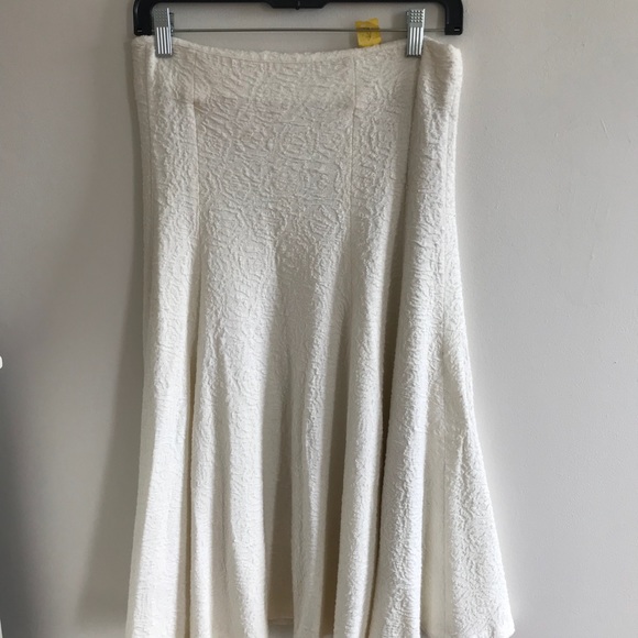 Alice and Olivia two-piece skirt and top - Picture 6 of 8